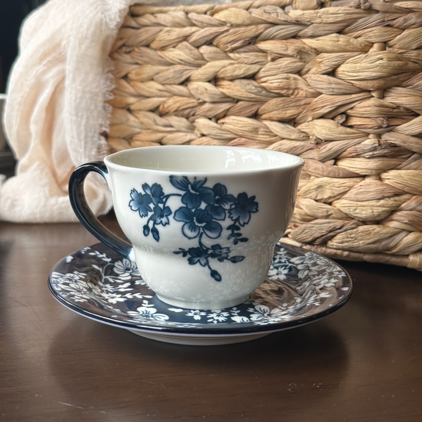 Vintage Coffee Cup Dish 2 Piec - đánh giá và giá Tea Coffee Set Up